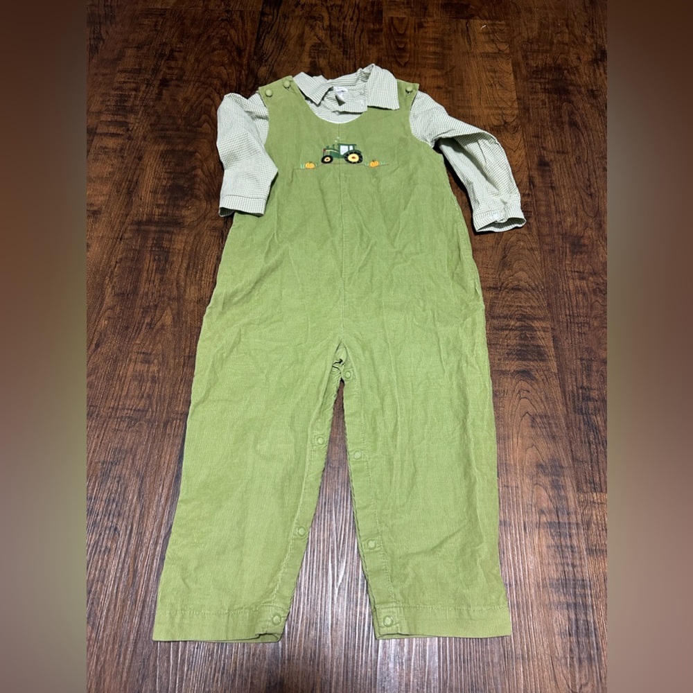Boys 4T tractor jumper with matching shirt